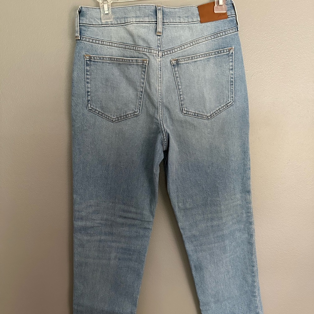NWT J.Crew Classic Straight Jeans - Picture 3 of 5